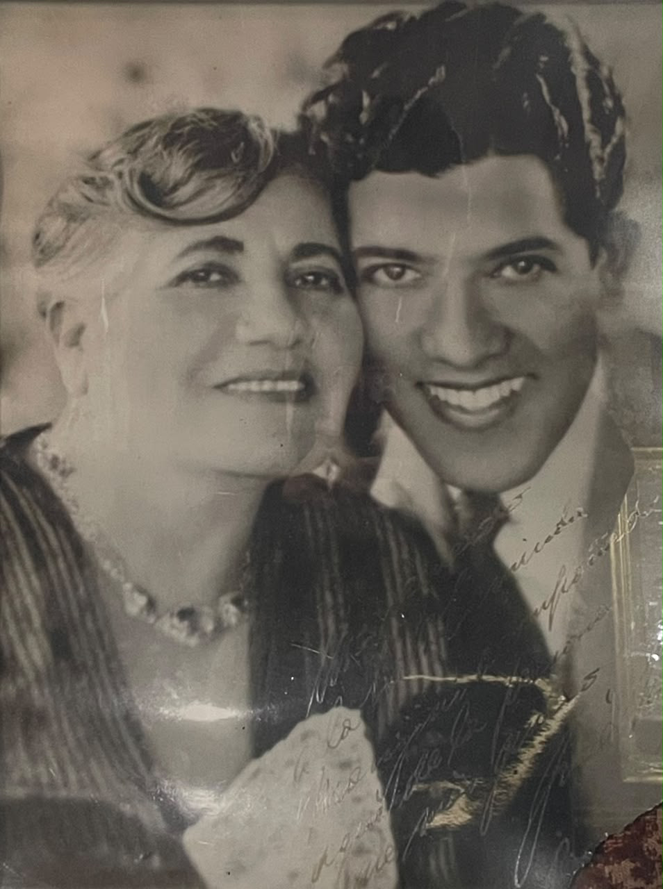José Mojica y su madre doña Virginia