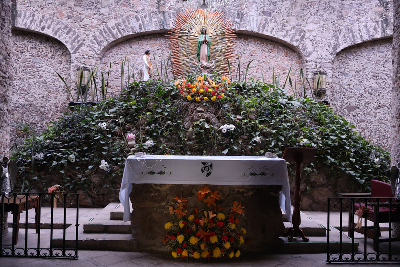Altar del santuario de Nuestra Señora de Guadalupe