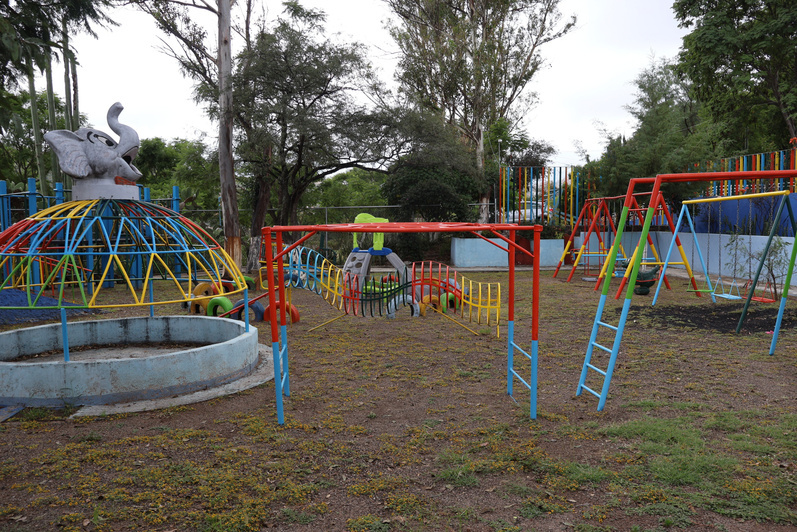 Jardín y juegos de Casa Hogar Mexiquito